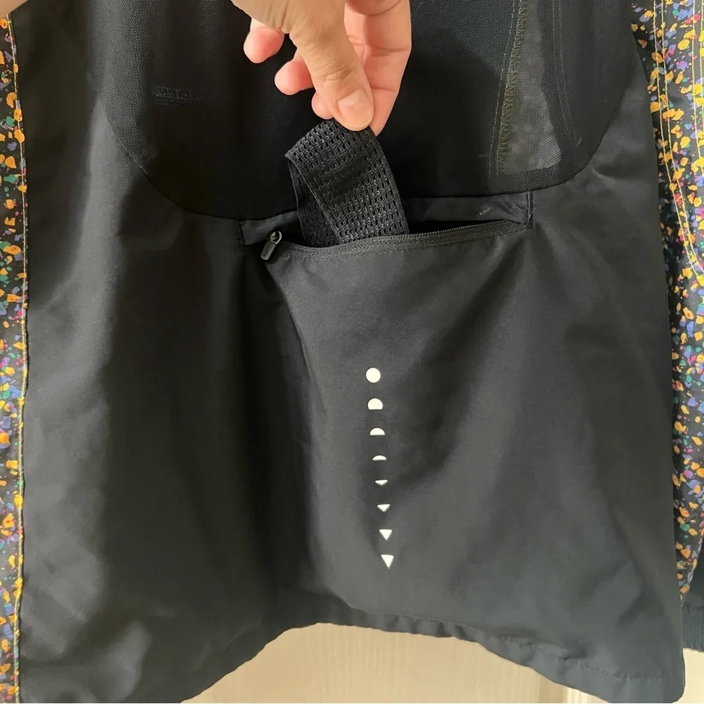 Nike Icon Clash Mesh Panel Windbreaker Running Jacket- packable garment, 3XL